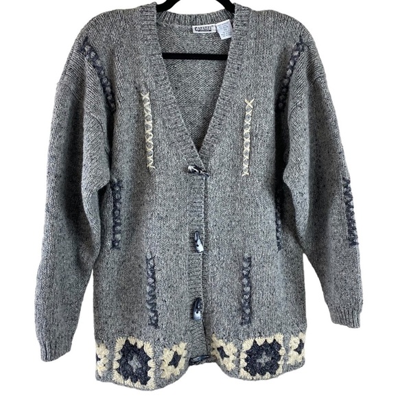 Vintage Capacity Women’s Heathered Gray Toggle Button Granny Square Sweater SzPM - Picture 1 of 11